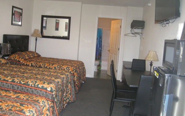 Western Motel Lovell