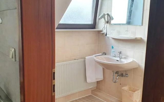 Hotel - Pension - Weller