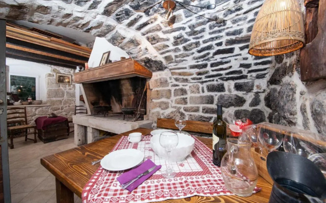 Old stone house Mario