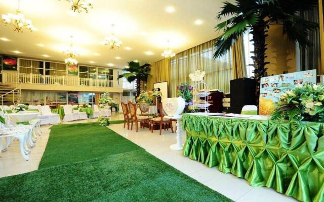 Nsiri Resort & Hotel