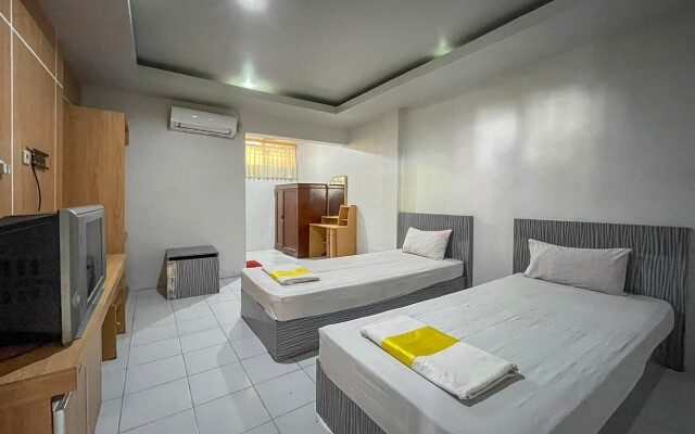 RedDoorz near Poso City Mall