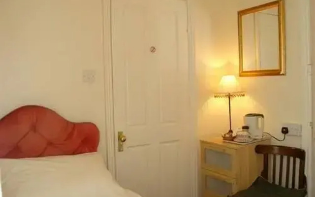 All Seasons Guest House