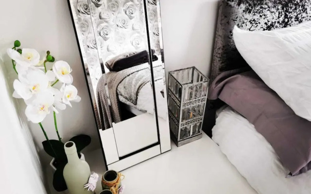 Stunning 2-bed House in Macclesfield Cheshire