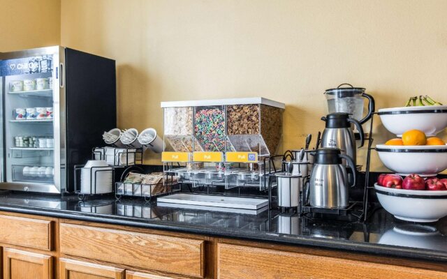 Comfort Inn & Suites El Centro I - 8