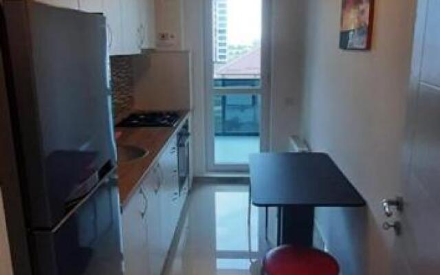 Apartament de vis cu parcare privata