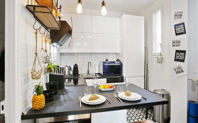 Cosy and Bright 1BR Flat Near Arc de Triomphe!