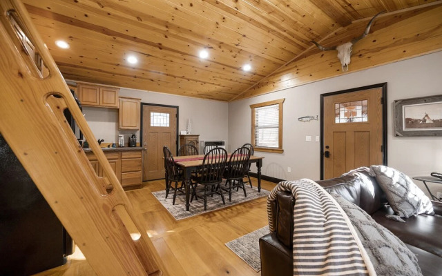 Sweethart 2 Bedroom Cabin