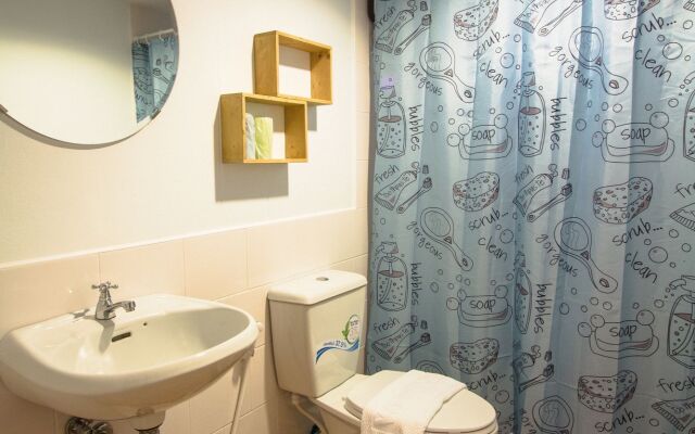 Nautical Home & Seashell House B&B