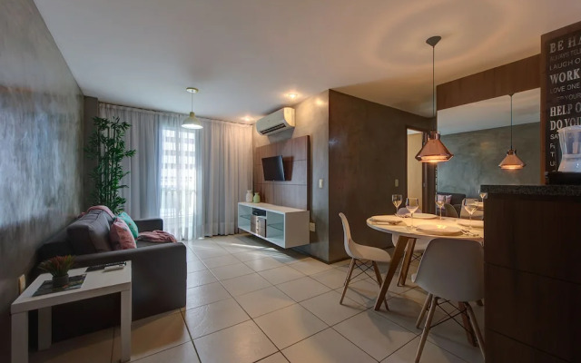 Sea View Praia de Iracema 2 Bedrooms 5 People 200mb Wifi By DM Apartments