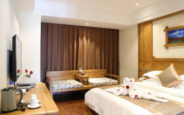 Eryuan Hotel