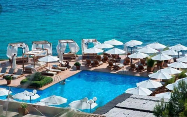 Villa Versace súper lujo 14 huéspedes + invitados