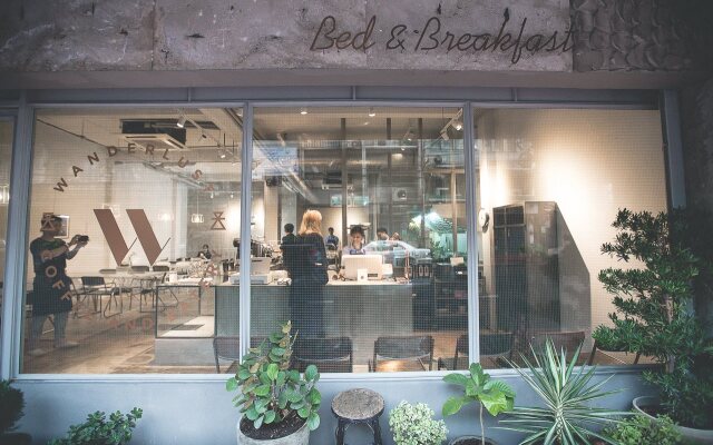 2W Bed & Breakfast Bangkok