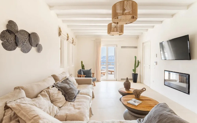 Island Times Villa by Unique Villas Collection