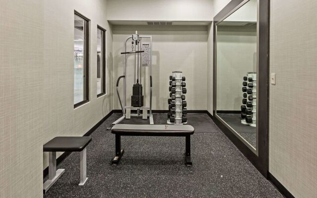 Comfort Inn & Suites Irving Las Colinas DFW