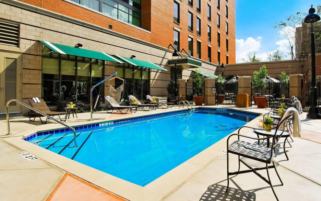 Hampton Inn & Suites Little Rock-Downtown