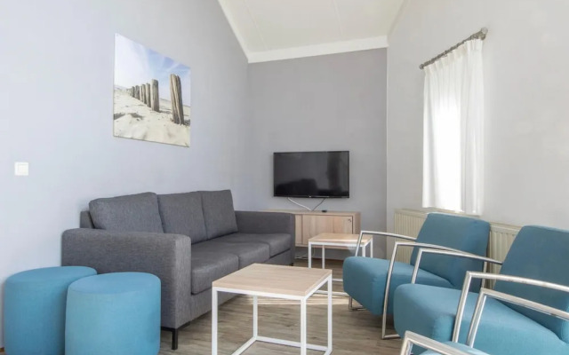 Bungalow in Zeeland Near Sandy Beaches