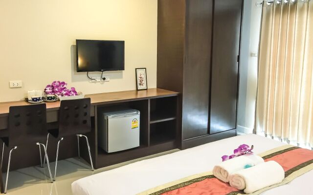 The Room Mahidol Chiang Mai Hotel