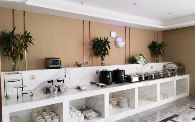 Xian Runjia Hotel