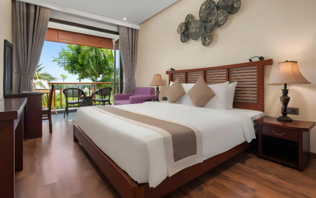 Silk Sense Hoi An River Resort