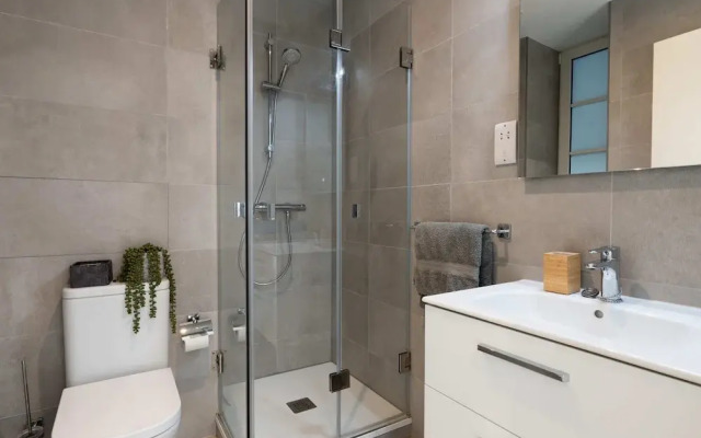 Sylvian Suites18-hosted by Sweetstay