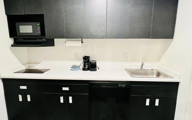 MainStay Suites Little Rock West Near Medical Centers