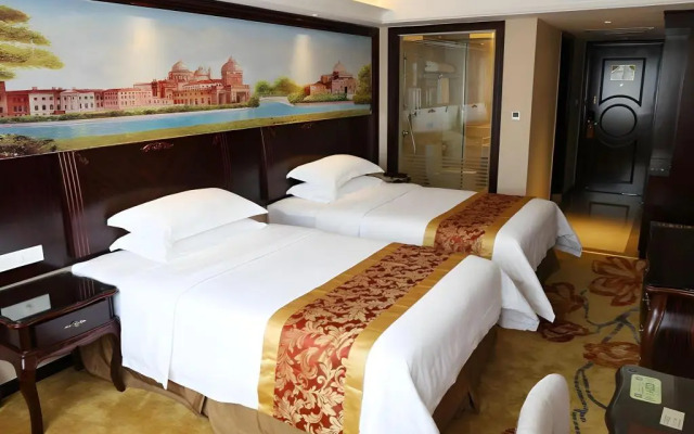 Vienna International Hotel (Huidong Honghai Bay)