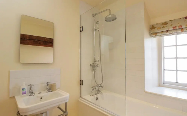 Kings Cottage - South