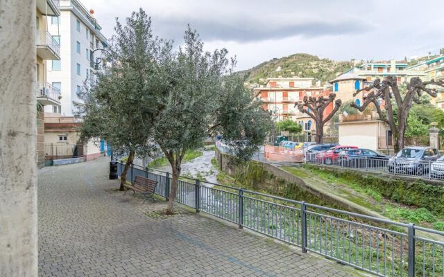 Betti 46 in Rapallo With 1 Bedrooms and 1 Bathrooms