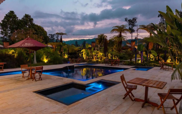 Hotel Termales el Otoño