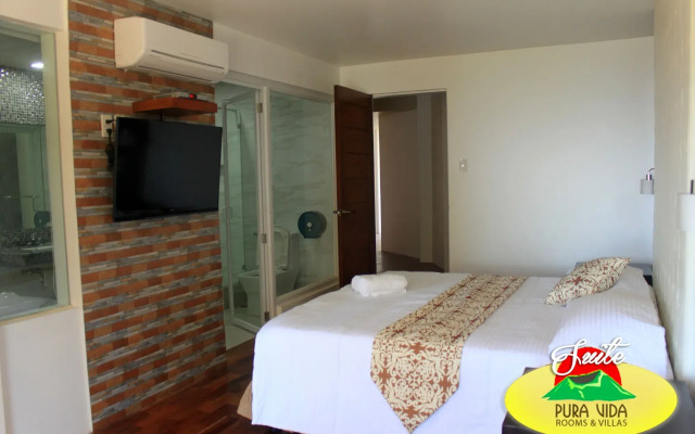 Pura Vida Resort