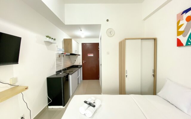 Comfy And Simply Look Studio Room Sayana Bekasi Apartment