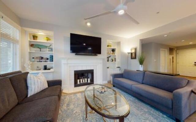 Huntington 7645 by RedAwning