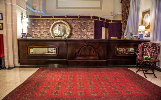 AX The Victoria Hotel