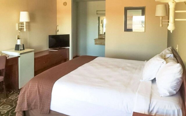 Americas Best Value Inn Elm Creek