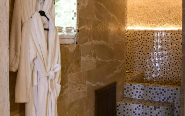Canela Cave Hotel