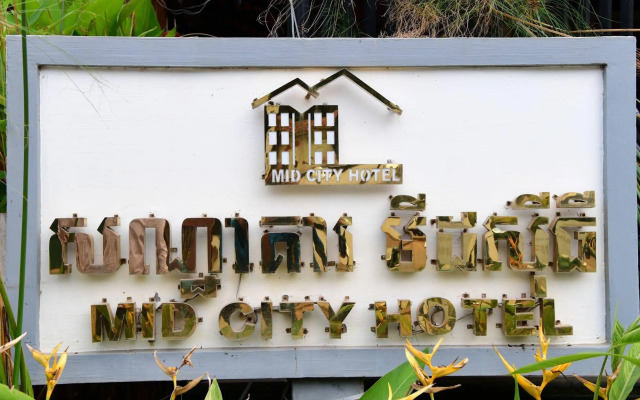 Golden Orchid Angkor