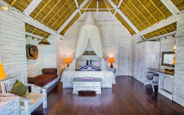 Lembongan Bay Shore Huts – Guest Rooms – Lembongan Island
