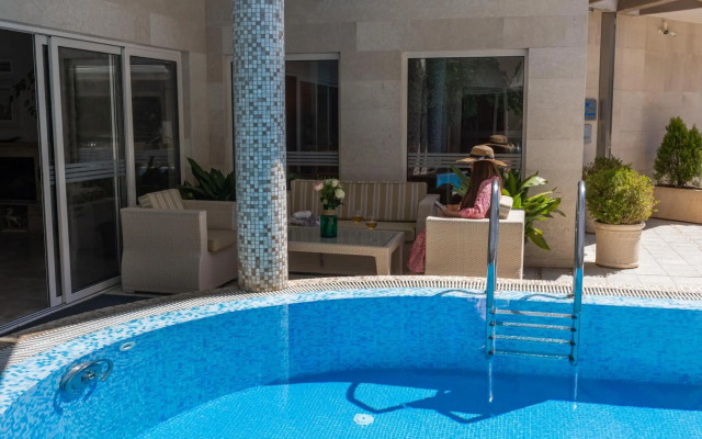 Apartments Del Mar