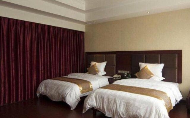 Yingde Junyue Hotel