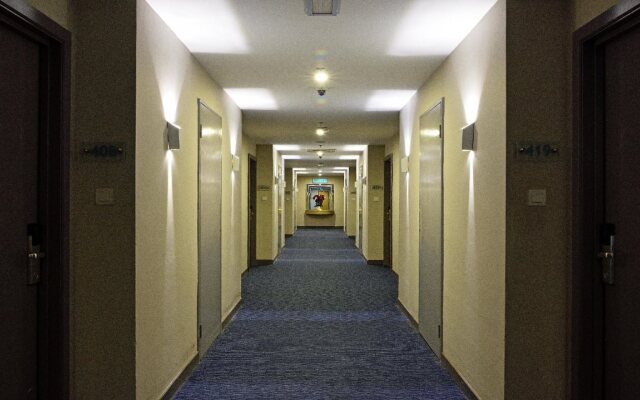 Oceania Hotel