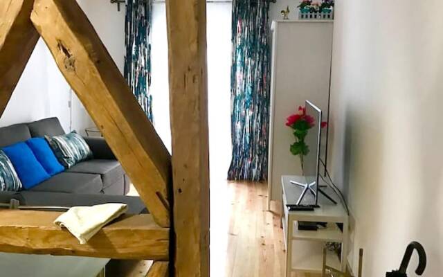 Apartment With one Bedroom in Lisboa, With Wifi - 12 km From the Beach