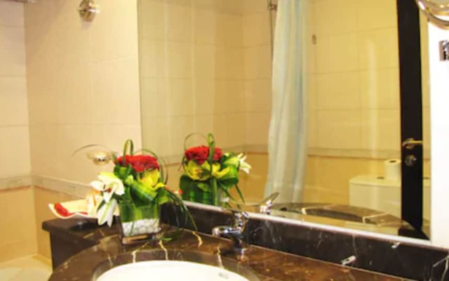 Paragon Hotel