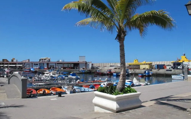 Playa Mogan Golden Beach 1