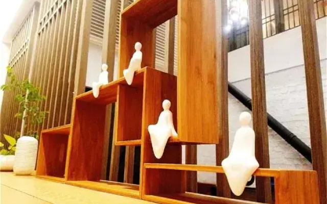 MOOJEE HOTEL(Zhongshan Dongfeng Daxin store)