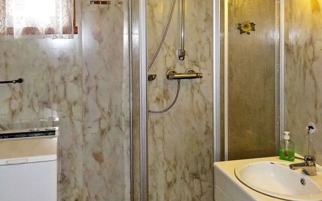 6 Person Holiday Home in Halsanaustan
