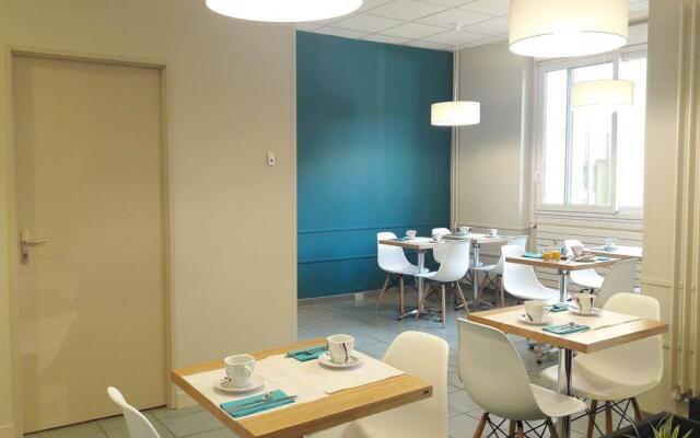 Appart Hotel Le Cours Moreau Test!!!