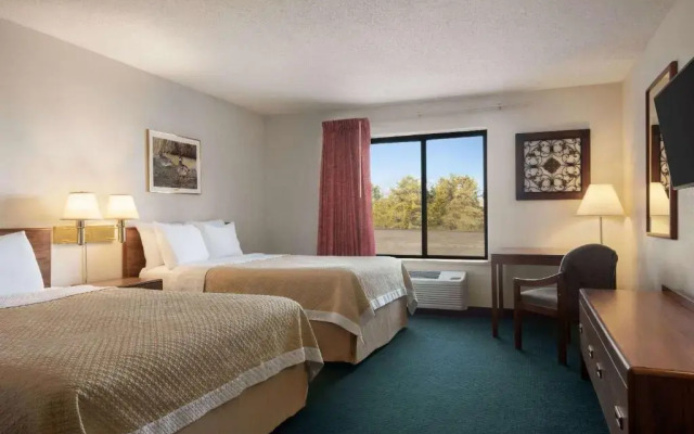 Days Inn Eagle River