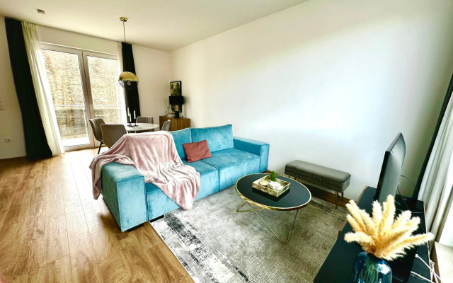 Central Apartment Budapest ~ Roof Terrace/AC/Indoor parking