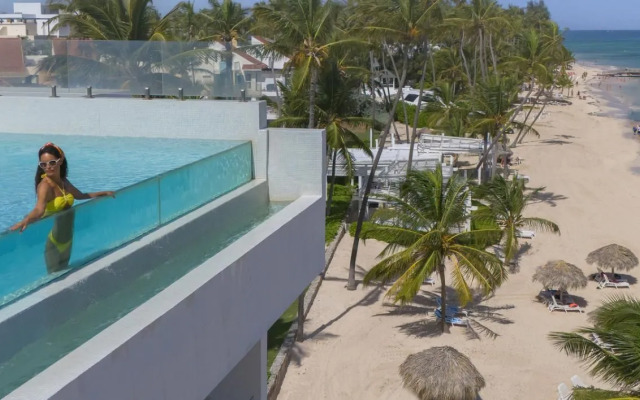 whala!bavaro