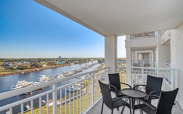 Yacht Club Villas 2-902